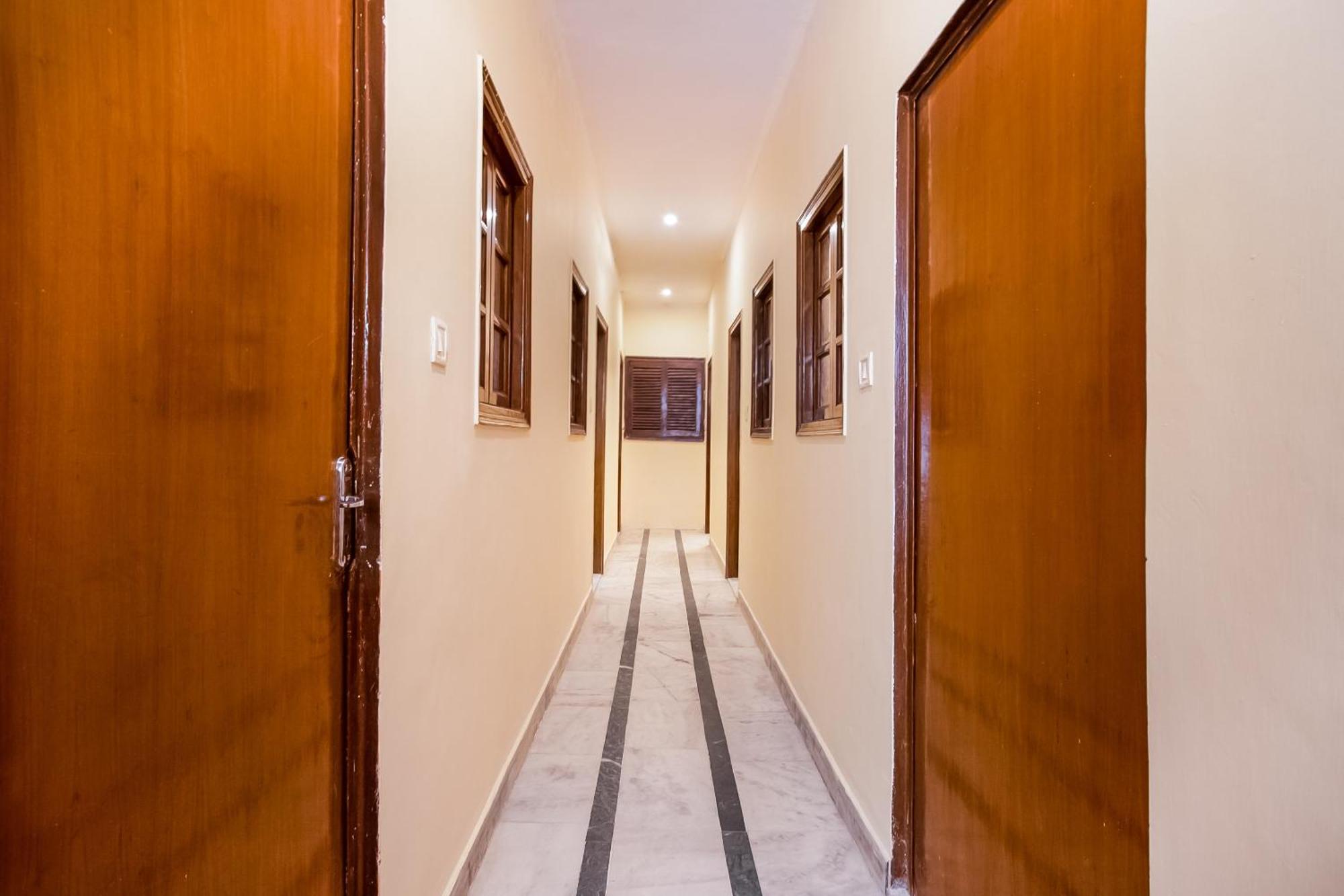 Hotel O City Inn Dx Нью-Дели Экстерьер фото